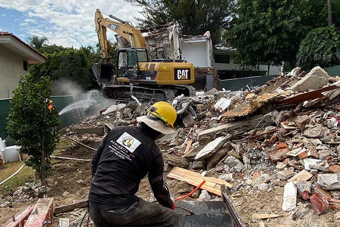 Demoliciones y acarreos de escombros Guadalajara