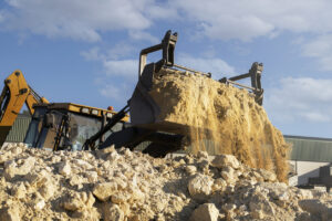 Demoliciones en Guadalajara y excavación de terrenos para construcción