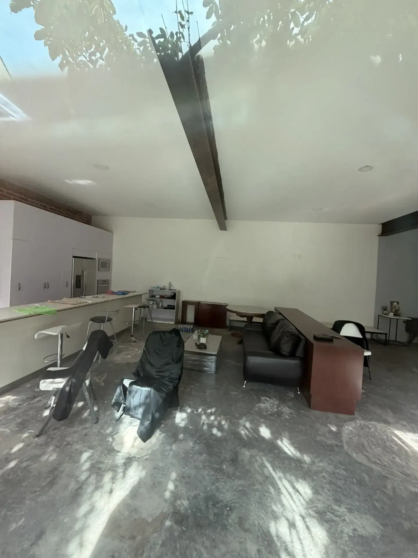 Servicio de proyecto de construccion con personal y maquinaria especializada, enfocado en seguridad, retiro de escombro y avance de obra en Zapopan y Guadalajara.
